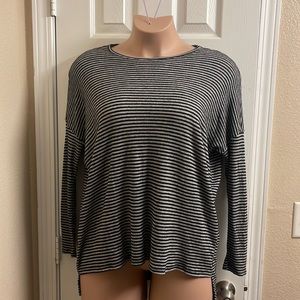 Women’s Crew neck sweater with Black and Grey stripes